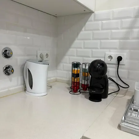 Gasthuis Park View Lisbonpark View Elegant & Cozy Shared Bath Lissabon